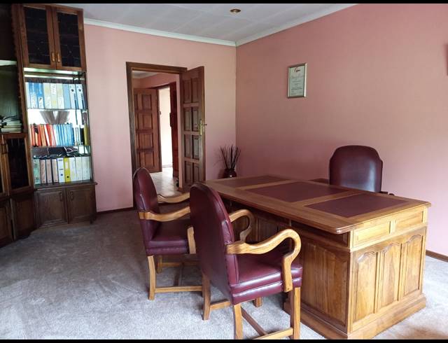 3 BEDROOM HOUSE FOR SALE IN THREE RIVERS PROPER